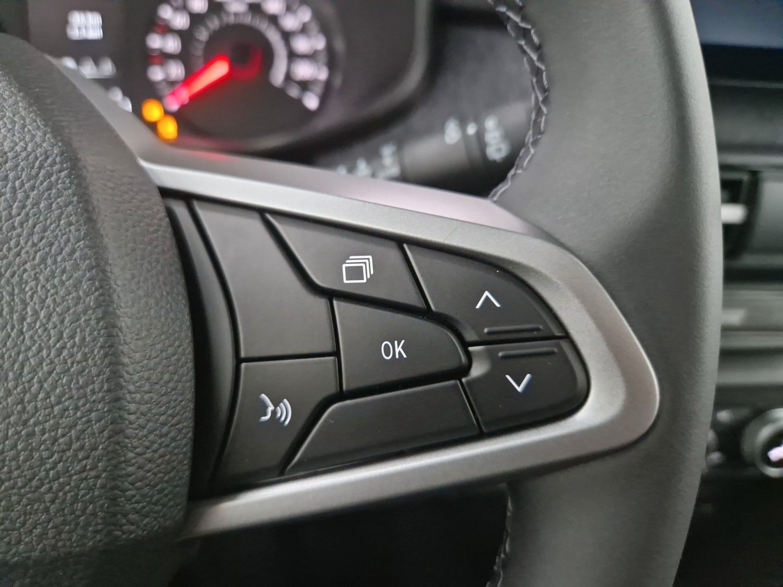 DACIA Sandero  Eco-G 120 Expression Winter Benzin&amp;Gas – Bild 27