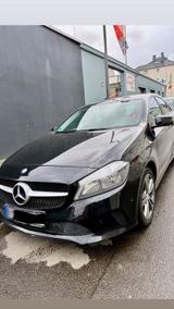 Mercedes-Benz Auto im Auto - Mercedes-Benz 200 in Bochum