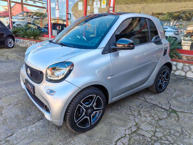 Smart ForTwo 1,0 benzina 07/2015 Cv70 AUTOMATICA