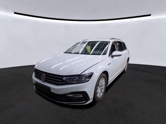 Volkswagen Passat 2.0 TDI DSG 2x R-Line/NAVI/LED/KAM/AHK