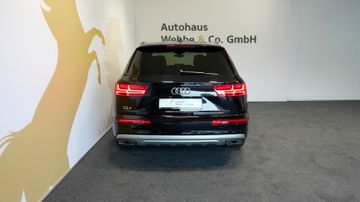 Audi Q7 - 4