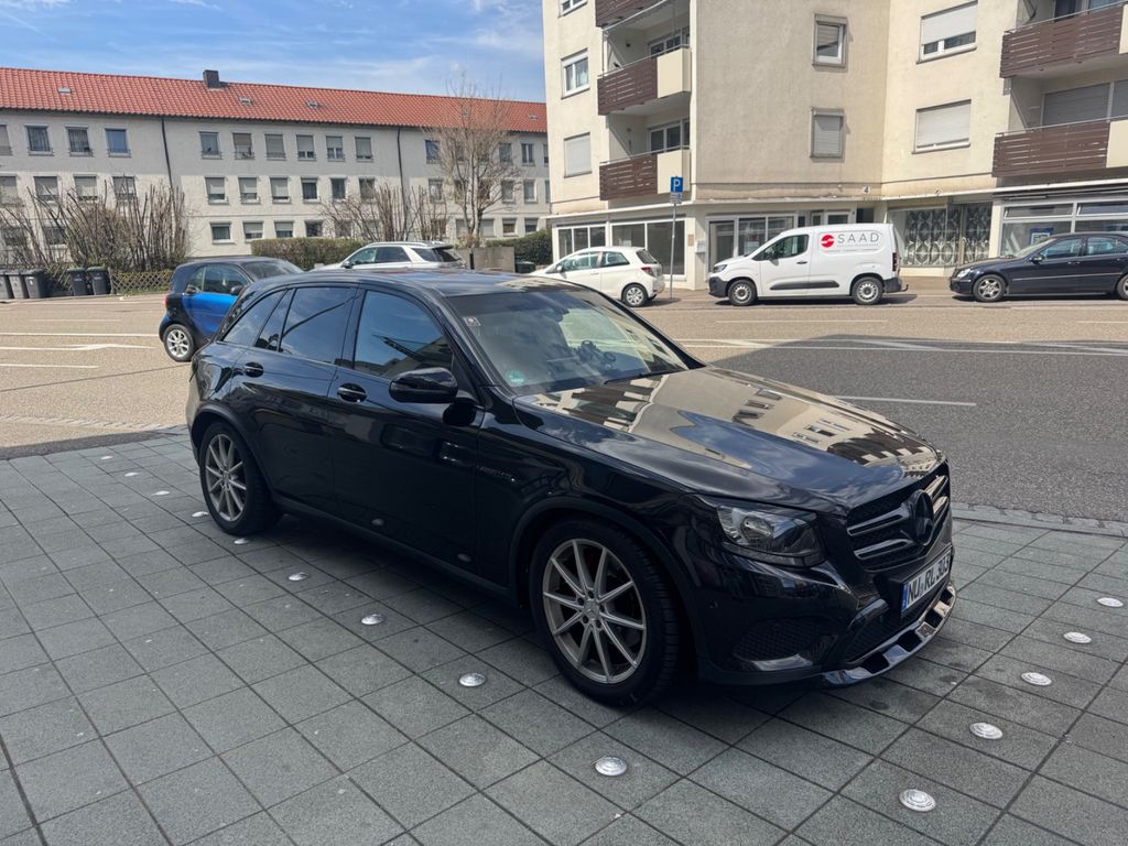 Image of Mercedes-Benz GLC 220