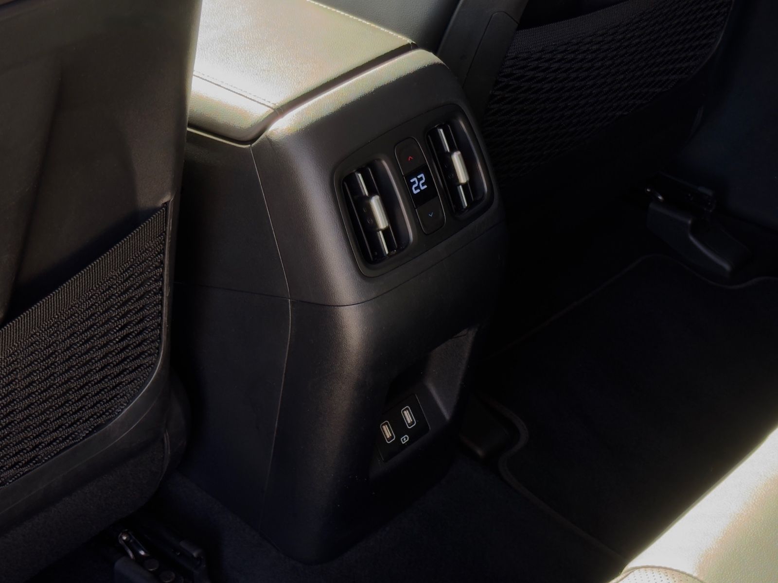 Fahrzeugabbildung Hyundai Tucson 1.6 T-GDI Prime PHEV 4WD Pano KRELL 360°