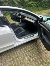 Tesla Model 3 Hinterradantrieb RWD RWD - Tesla Gebrauchtwagen in Duisburg