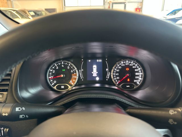 Jeep Renegade Longitude FWD *KLIMA*LKHZ*SZHZ*PDC*