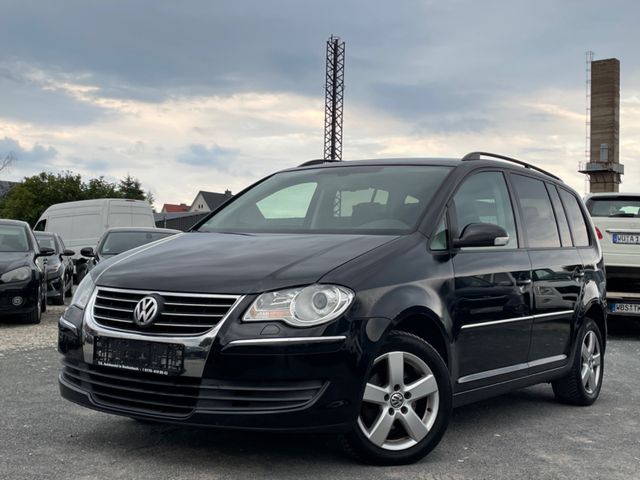 Volkswagen Touran Conceptline/NAVI/SHZ/7 SITZER