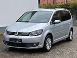Volkswagen Touran 1.4 TSI DSG Highline*TÜV neu*1.Hand*Temp. - Volkswagen Touran: Dsg