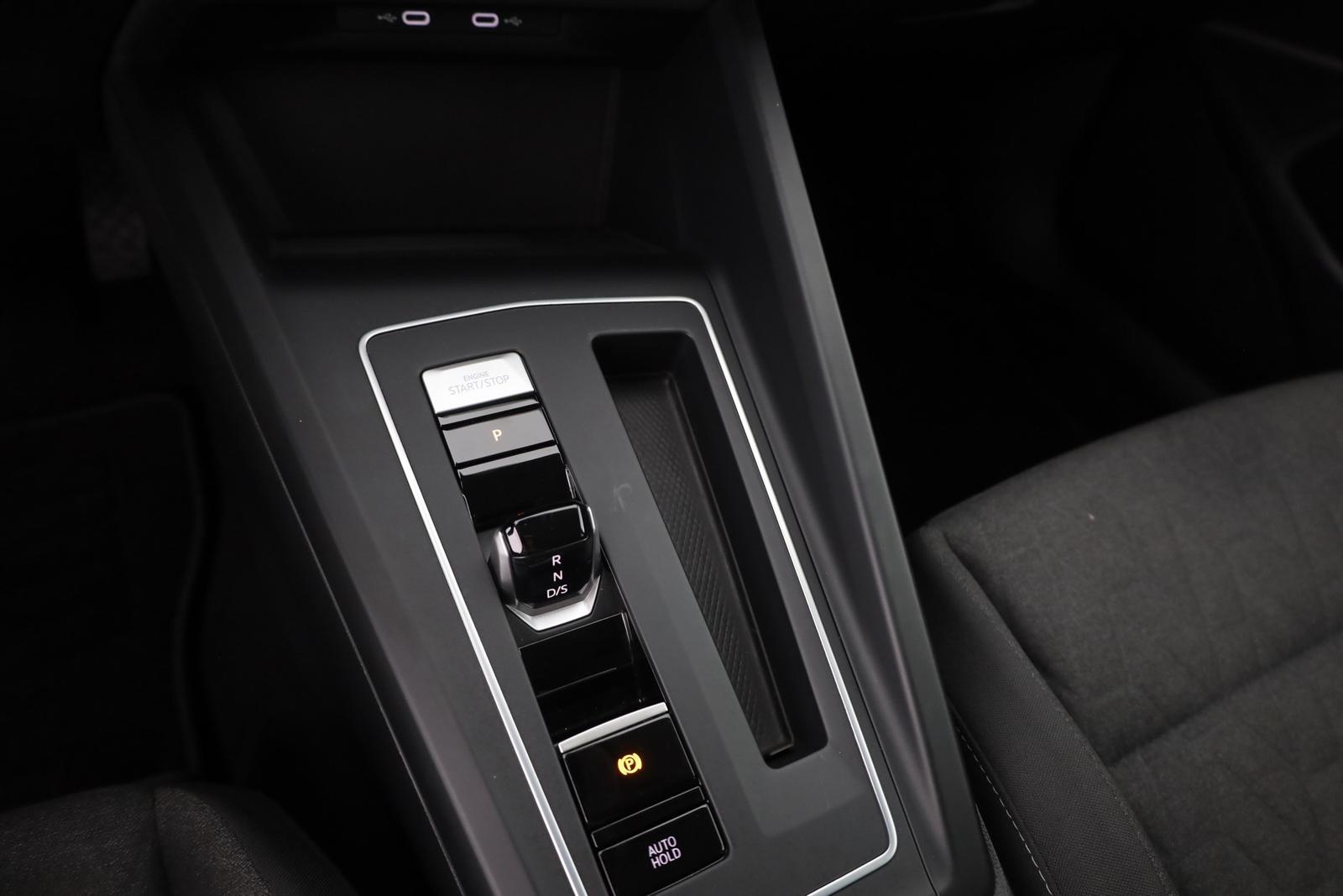 Volkswagen Golf VIII Variant 1.5 eTSI DSG LED Sitzheizung, миниатюра 13