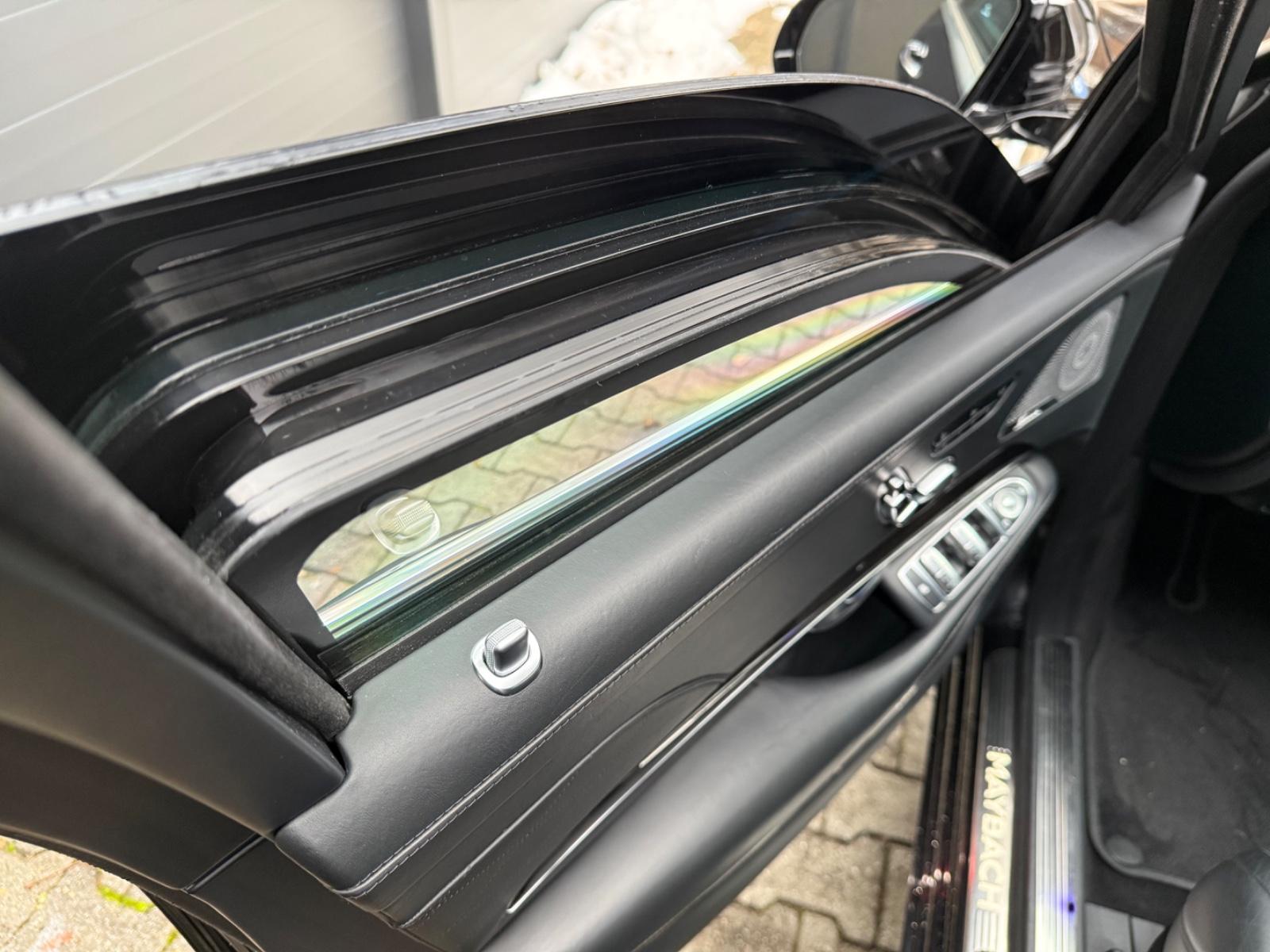 Mercedes-Benz S 650  Maybach VR10 GUARD/WERKSPANZER/ARMOURED/