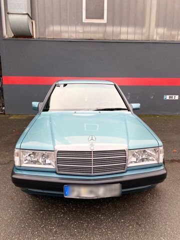 Mercedes-Benz Mercedes Benz 190e