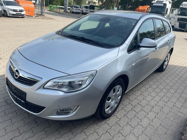 Opel Astra J Sports Tourer Design Edition Festpreis