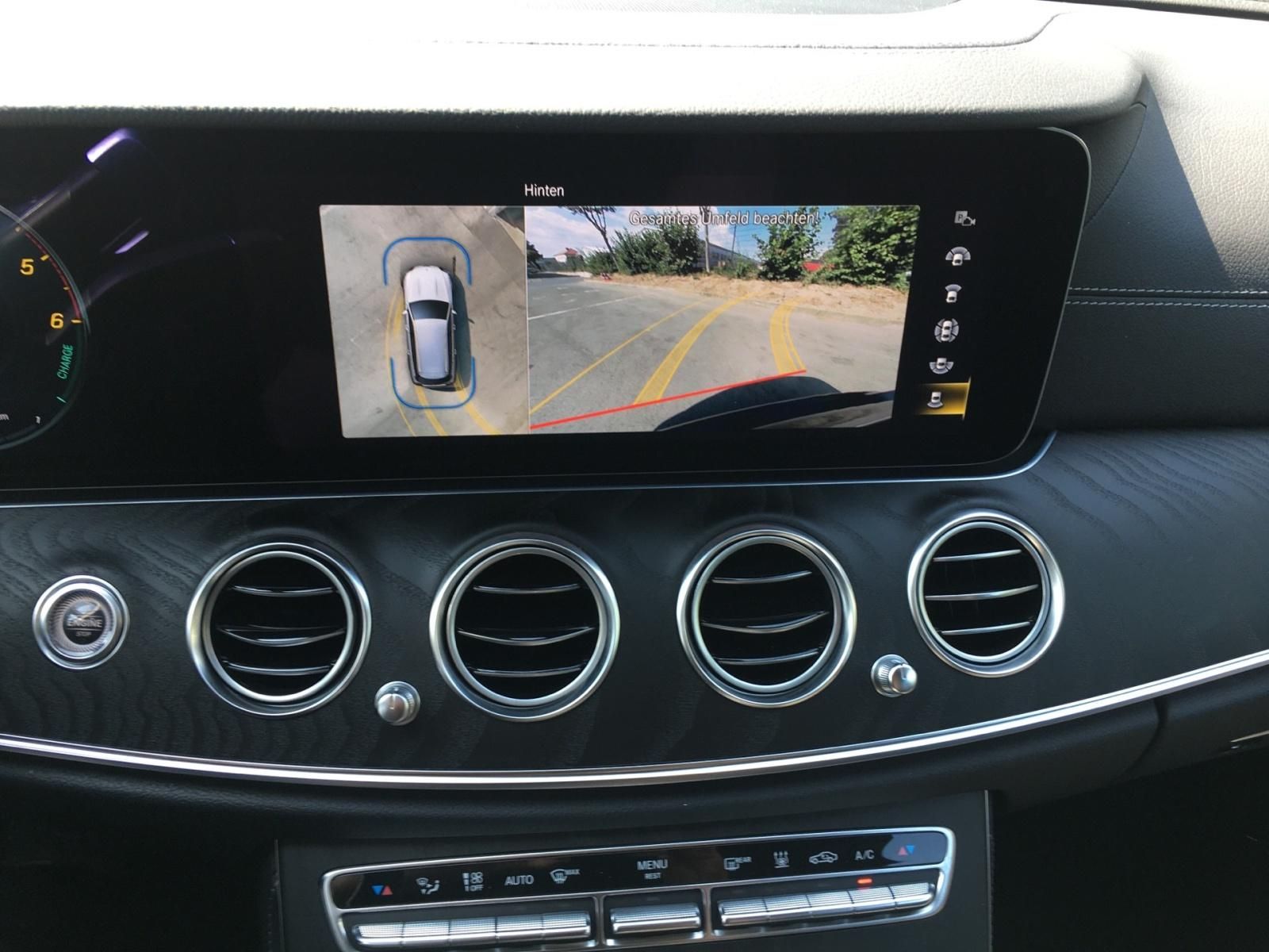 Fahrzeugabbildung Mercedes-Benz E 300 de T AMG*NIGHT*WIDESCREEN*LED*SPUR*360°