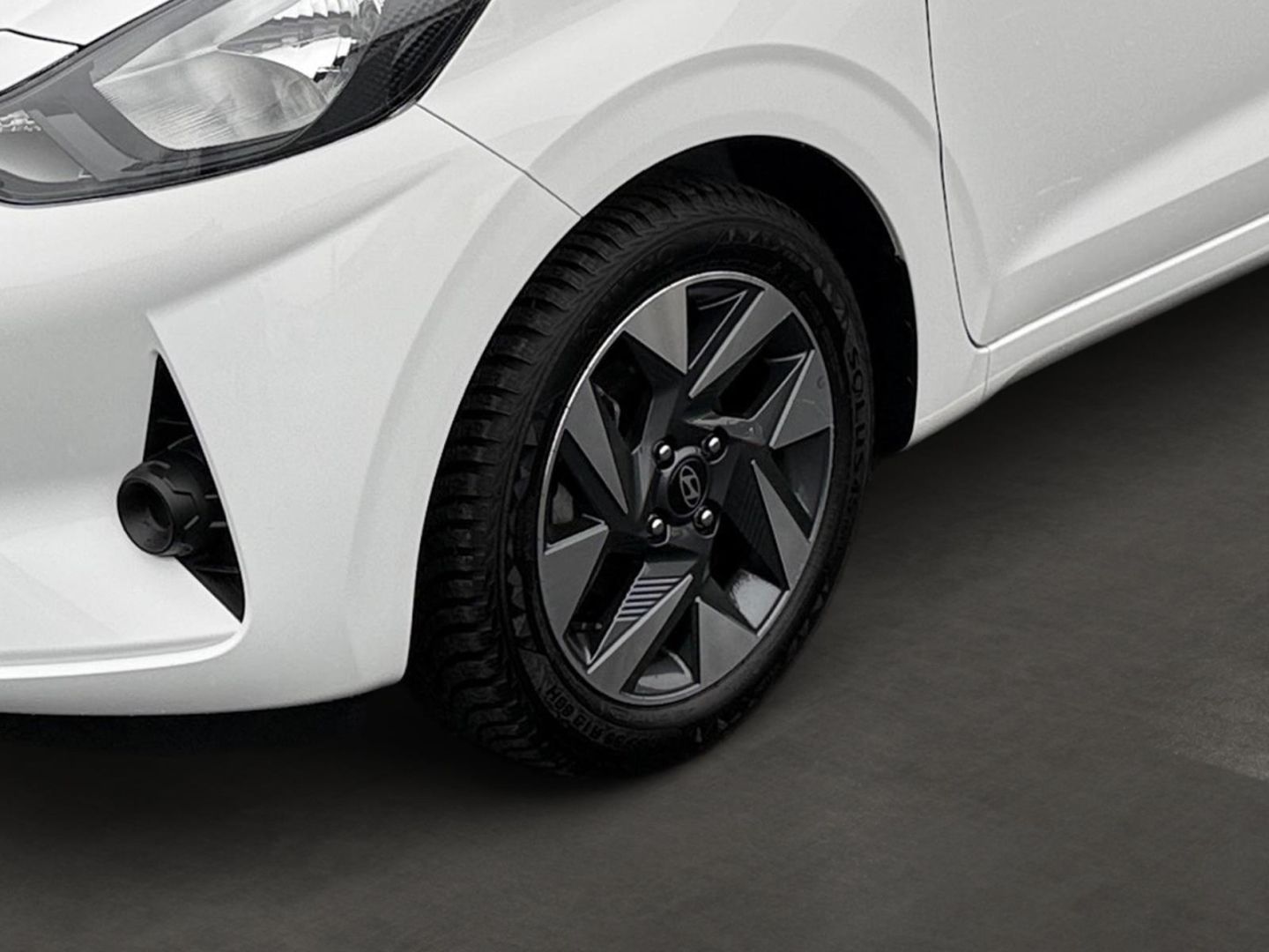 Fahrzeugabbildung Hyundai i10 FL 1.0 MT 2WD Trend Klima Parksensoren