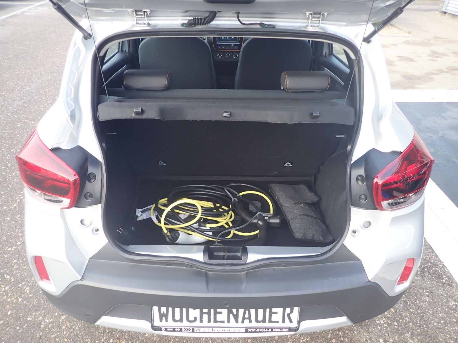 Fahrzeugabbildung Dacia Spring Electric Comfort Plus 45 PS