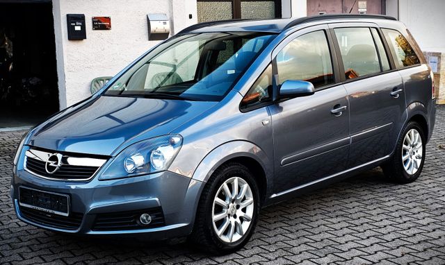 Opel Zafira B 7-SITZER TÜV UND SERVICE NEU TEMPOMAT