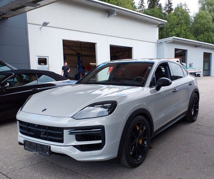 Image of Porsche Cayenne