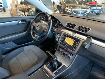 MYAUTOCENTER – Gebraucht- und Jahreswagen mit Werkstattservice in Pfaffenhofen Volkswagen Passat Variant Business Edition BMT *NAVI*XENON*