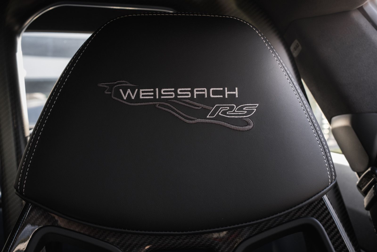 Fahrzeugabbildung Porsche 992 GT3 RS-Weissach-Lift - PTS malachitgrün-LED