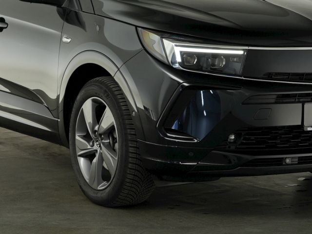 Grandland GS AT+LED+NAVI+360 GRAD KAMERA+SITZ-/L