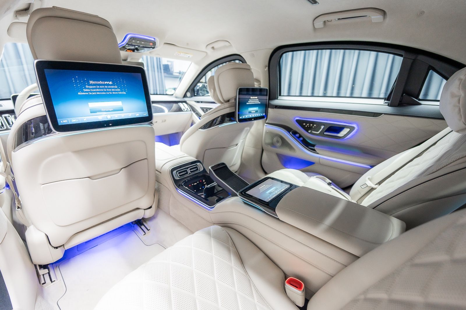 Fahrzeugabbildung Mercedes-Benz S 680 4M GUARD Armored VR10 FULL STOCK 2025
