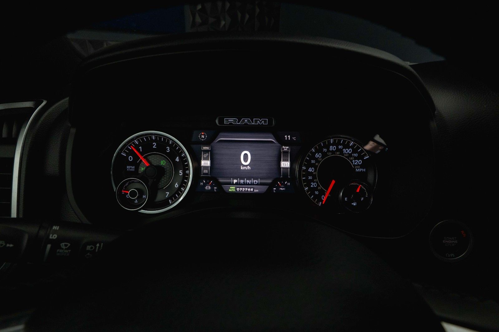 Fahrzeugabbildung Dodge RAM 5.7 V8 HEMI 4x4 OFFROAD Night AXLE LOCK 19%