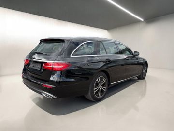 Mercedes E 220 - 8