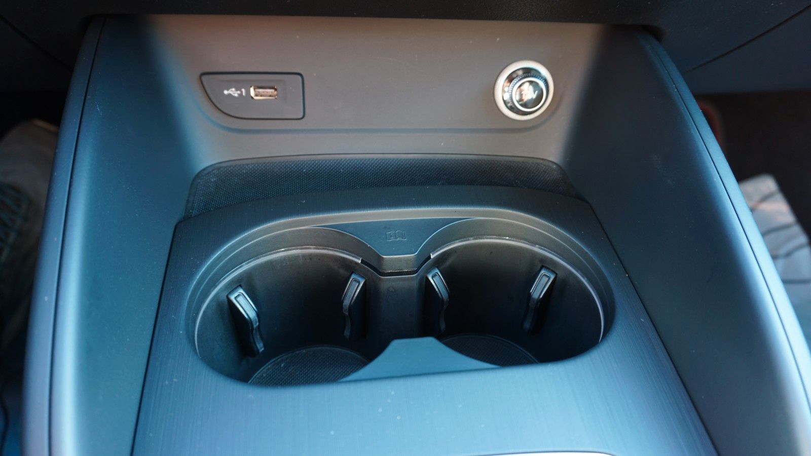 Fahrzeugabbildung Audi S3 Lim. 2.0 TFSI quattro Navi Kamera B&O Pano