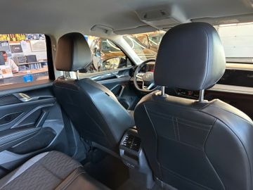 Volkswagen Tiguan *1-HAND*360°*LKHZ*ACC*LED*3-ZONEN*NAVI*
