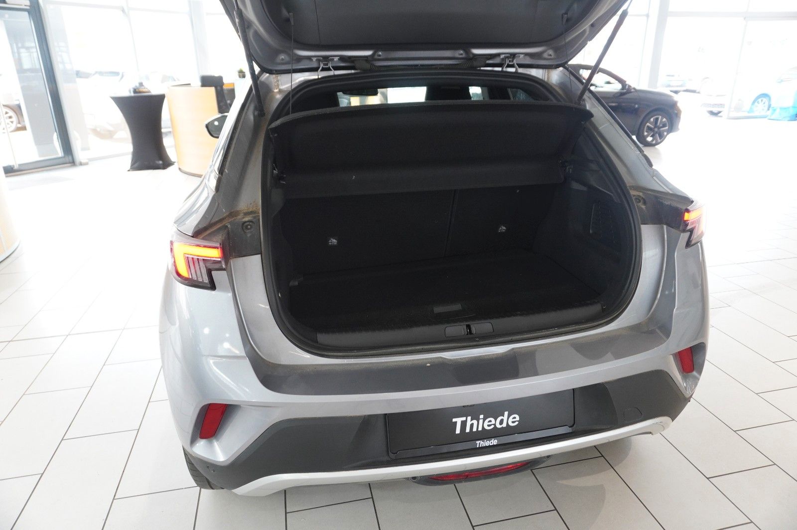 Fahrzeugabbildung Opel Mokka-e ULTIMATE 3-PHASIG NAVI/LED/KAMERA/DAB+