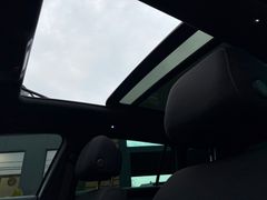 Fahrzeugabbildung Volkswagen Passat Variant Business 2.0 TDI Navi Pano Sitzh