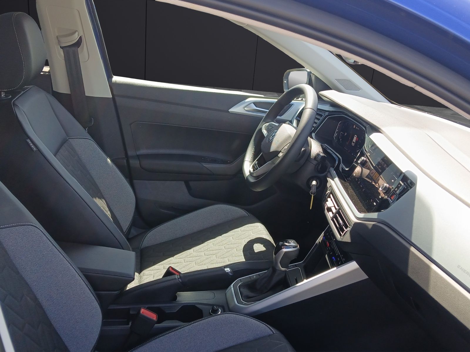 Fahrzeugabbildung Volkswagen Polo TSI Energy DSG LED ACC App-Connect SHZ