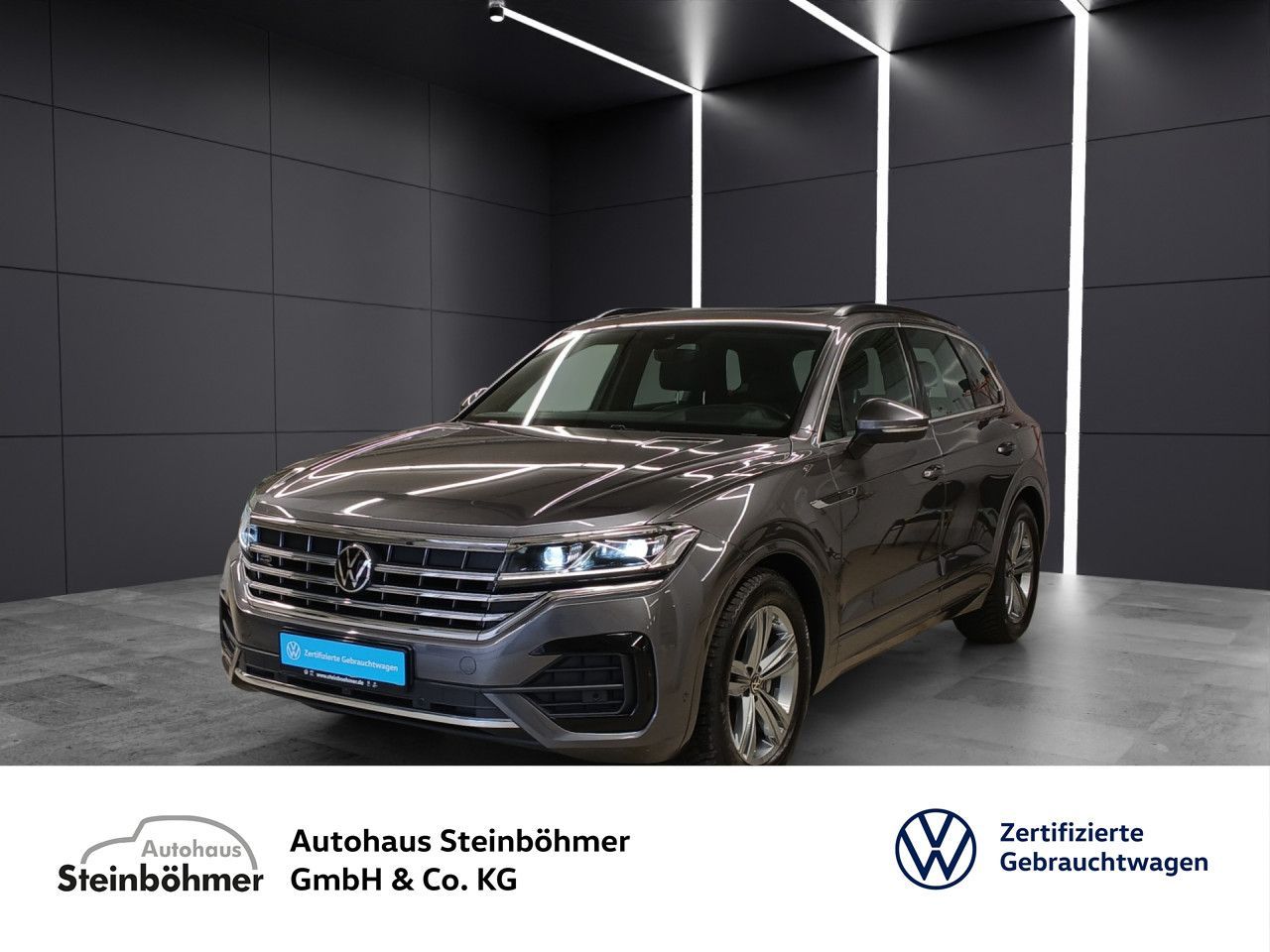 VW Touareg R-Line AHK Pano Standhzg HUD Luftf. Navi