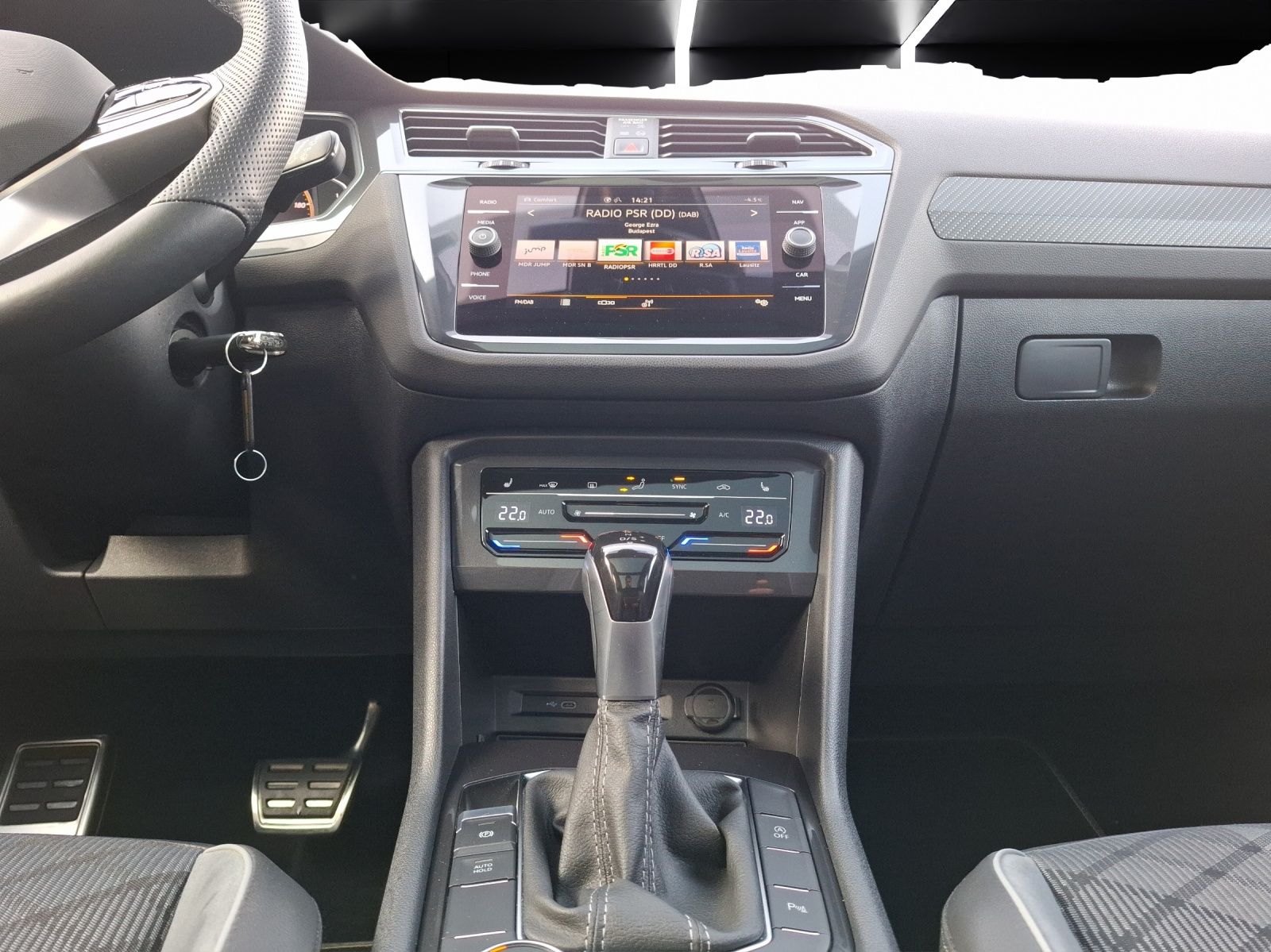 Fahrzeugabbildung Volkswagen Tiguan Allspace TDI R-Line DSG 4M Matrix Navi Pa