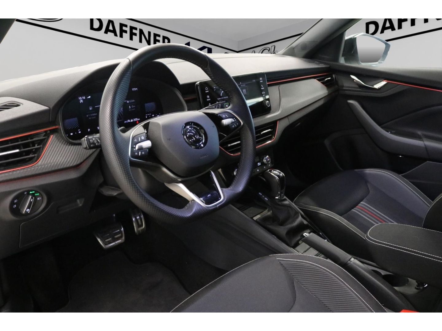 Fahrzeugabbildung SKODA Kamiq Monte Carlo Automatik Panoramadach