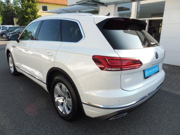 Volkswagen Touareg - 9
