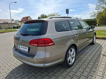 Volkswagen Passat Variant - 7