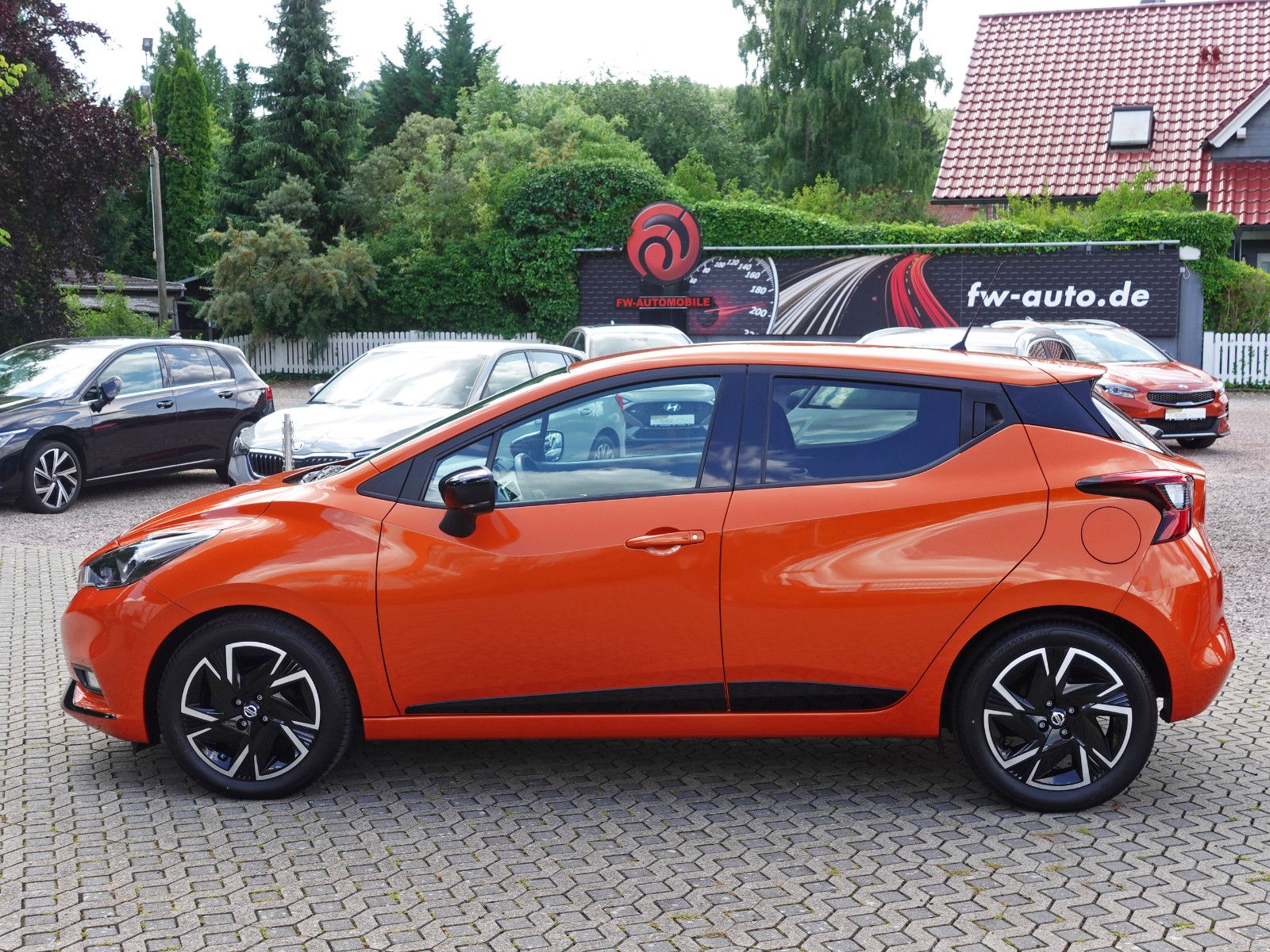 Fahrzeugabbildung Nissan Micra X-Tronic N-Design Navi BOSE DAB+ Kamera
