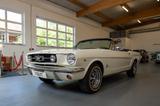 Ford Mustang Cabrio 1965, V8, 289 cui - Ford Mustang aus 1965: Cabrio
