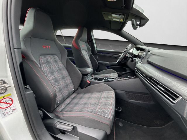 Volkswagen Golf - Bild 5