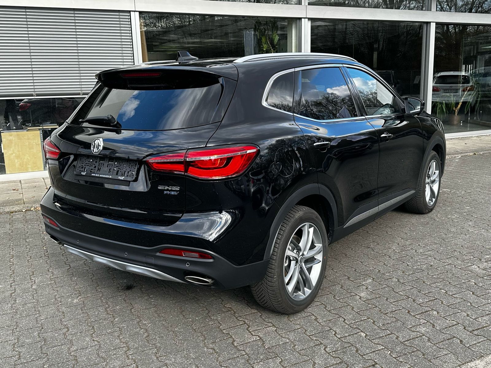 Fahrzeugabbildung MG EHS Luxury PANO+LEDER+NAVI+SHZ+KAMERA+ACC+360°+