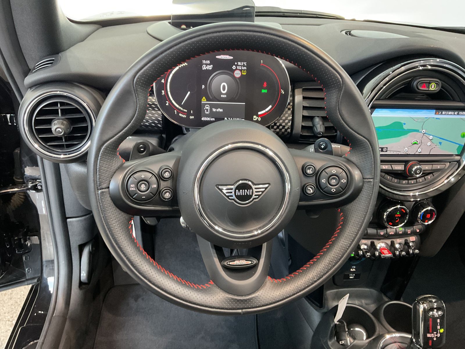 Fahrzeugabbildung MINI John Cooper Works Cabrio Chili Head-Up