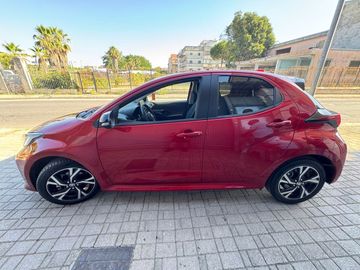 Toyota Yaris - 4