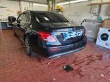 Mercedes-Benz E 350e AMG Line Autom. AMG Line - mit Hybrid-Antrieb: Schwarz, Sitzbelüftung