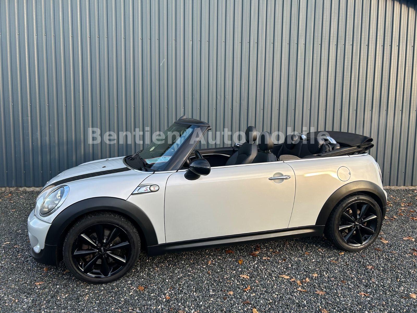 MINI Cooper S Cabrio,Leder,Xenon,Klima,Navi,PDC