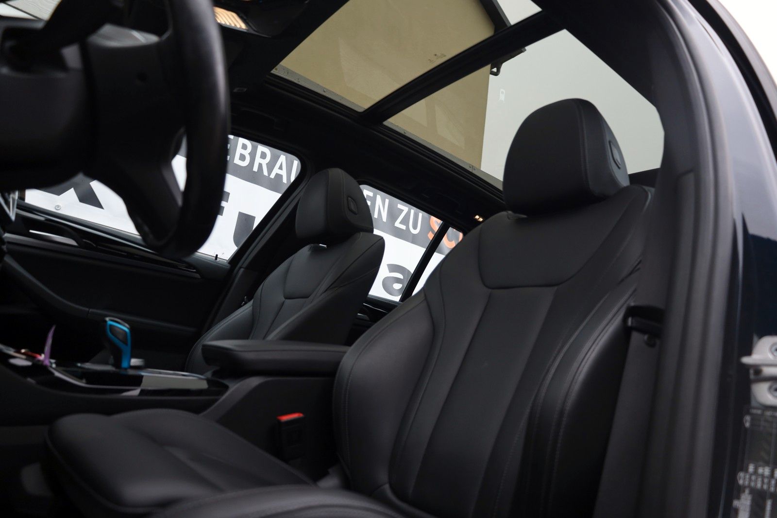 Fahrzeugabbildung BMW iX3 M Sport Inspiring,Navi,LED,SH,Panorama,AHK