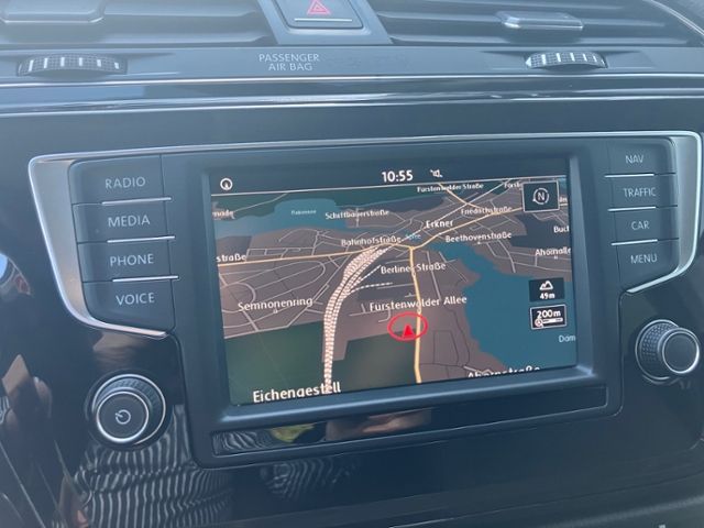 Touran 1.4 TSI Highline BMT Klima LED Navi Alu