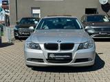 BMW 320i Limousine Automatik *SCHIEBEDACH*PDC - gebrauchte BMW 320 aus dem Jahr 2006