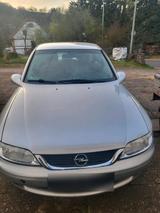 Opel Vectra B zum Verkaufen - gebrauchte Opel Vectra aus dem Jahr 1998