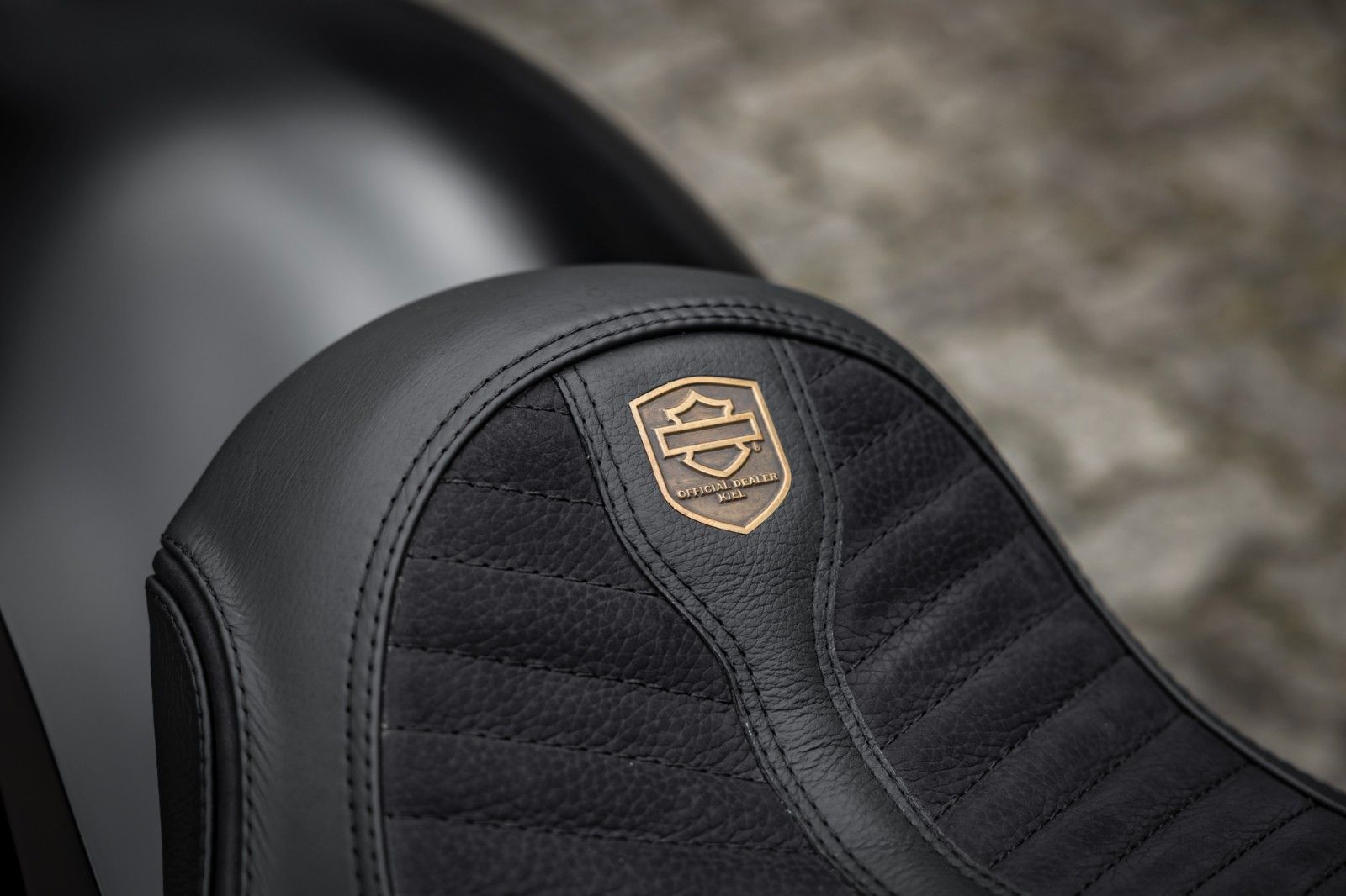 Fahrzeugabbildung Harley-Davidson ALL MATT DARK BOY FLFBS 117 MY25-H-D Kiel Custom