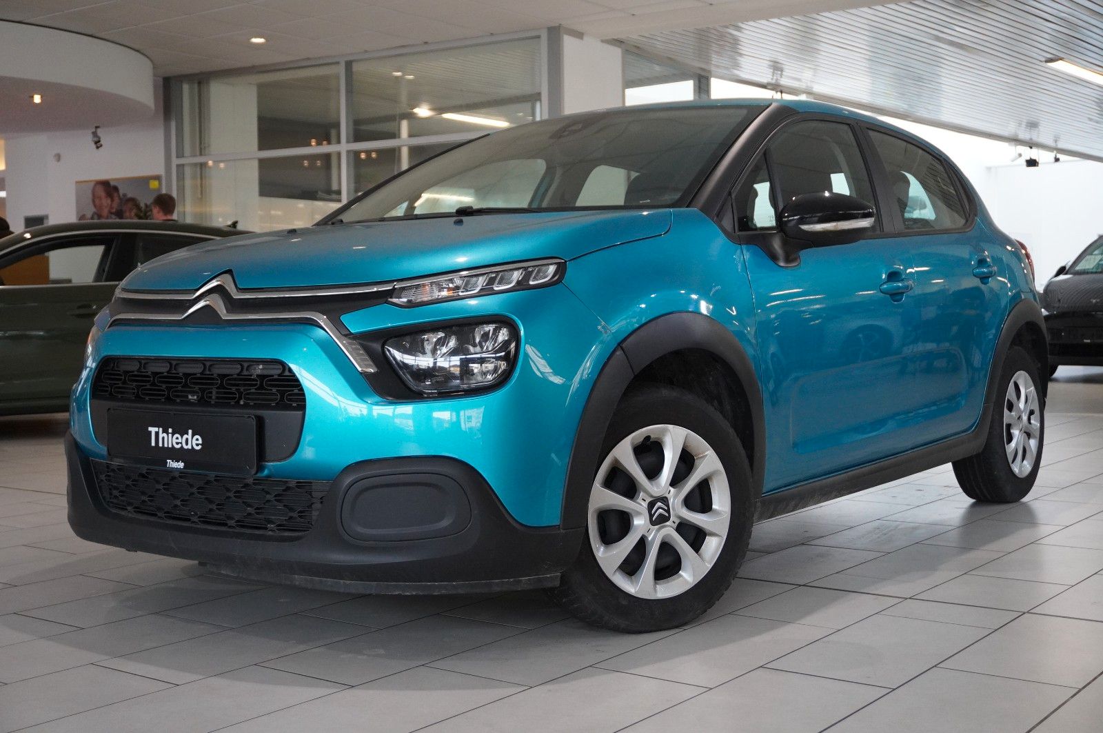 Fahrzeugabbildung Citroën C3 1.2 FEEL 5-TÜR LED/KLIMA/TEMP./USB/DAB+